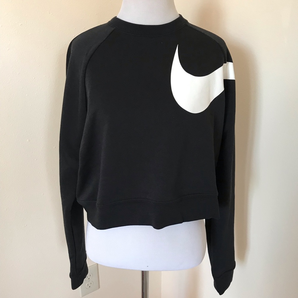 NWT Nike Cropped  Long Sleeve Top - Picture 3 of 8